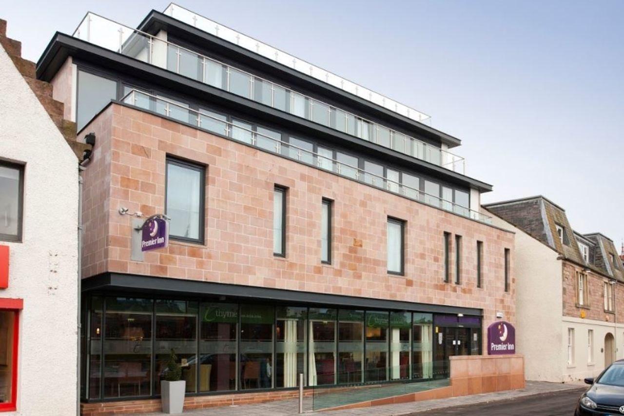 Premier Inn Inverness Centre - River Ness Exterior foto