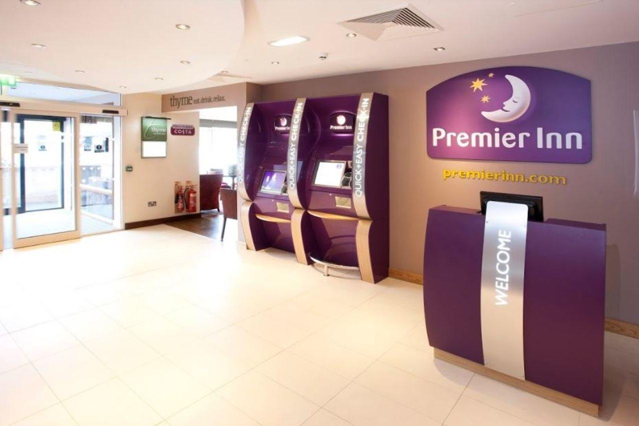 Premier Inn Inverness Centre - River Ness Exterior foto