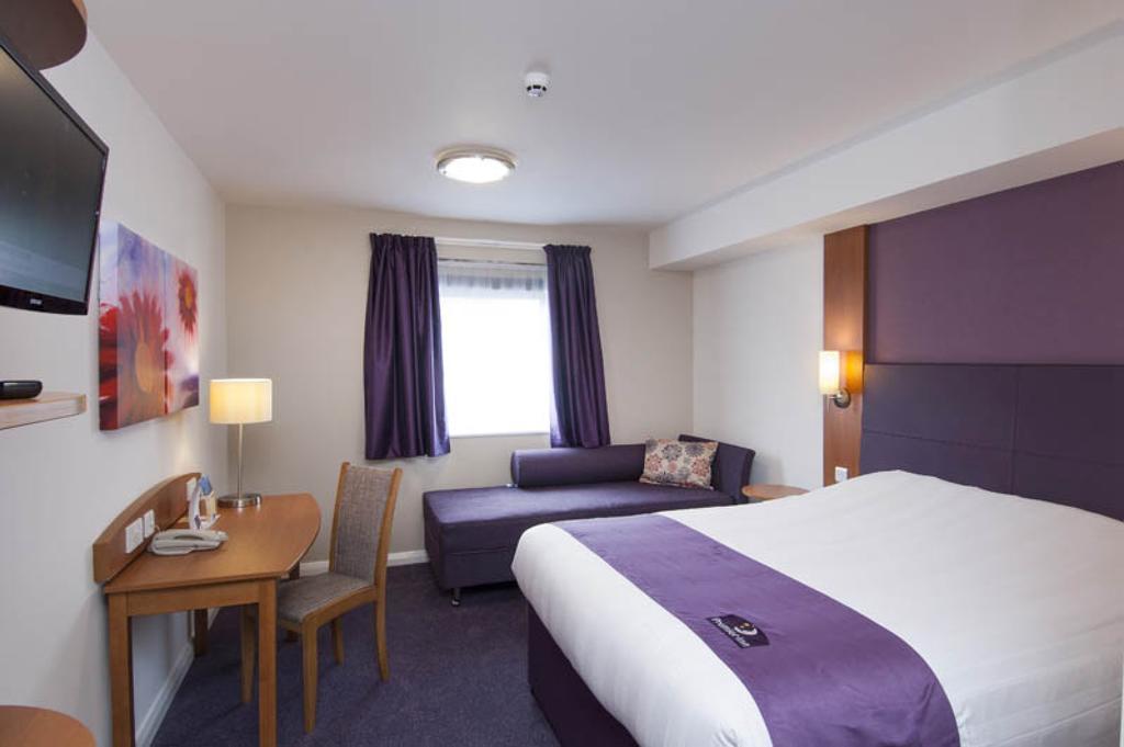 Premier Inn Inverness Centre - River Ness Zimmer foto