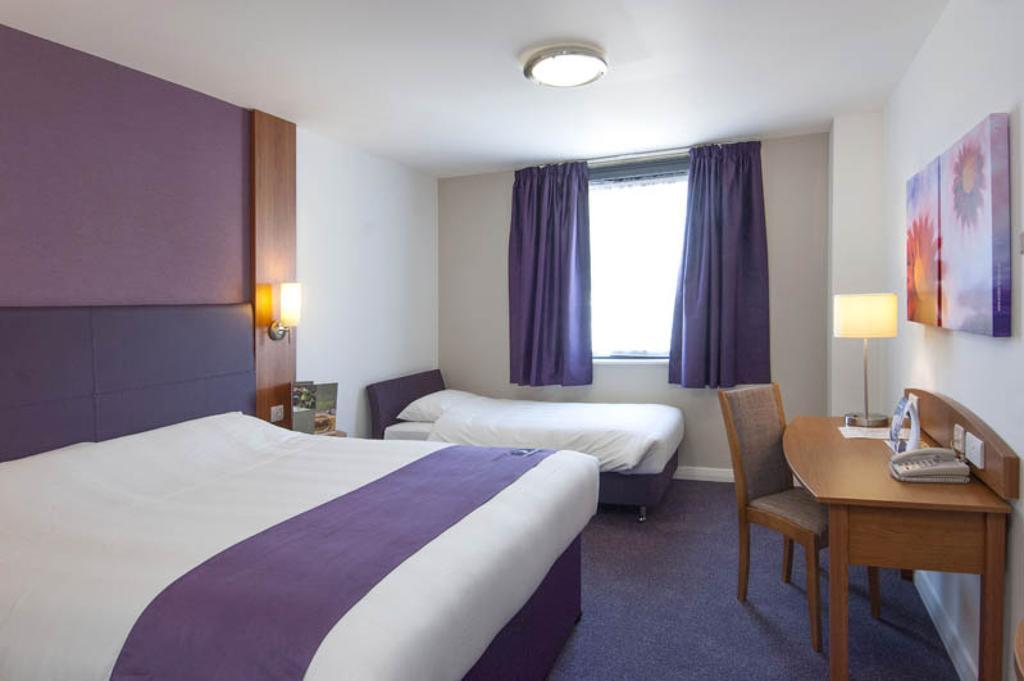 Premier Inn Inverness Centre - River Ness Zimmer foto